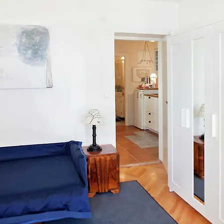 Cozy With A Balcony And A Sea View Apartament