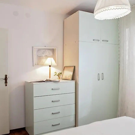 Apartment Cozy With A Balcony And A Sea View Brela
