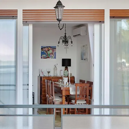 Apartment Cozy With A Balcony And A Sea View *