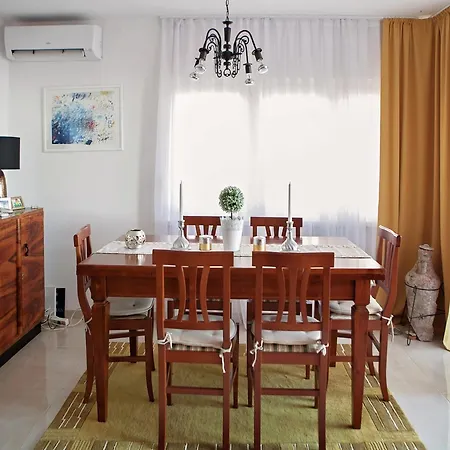 Apartment Cozy With A Balcony And A Sea View Brela